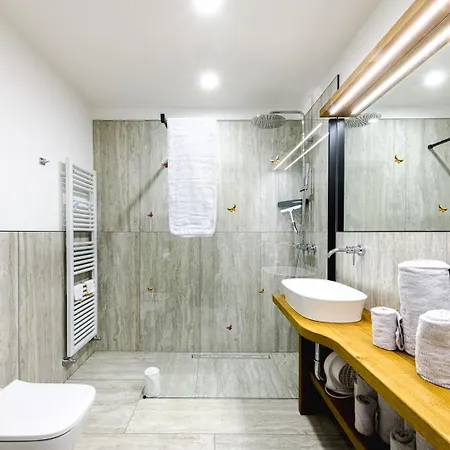 San Carlo Apartment Tirano